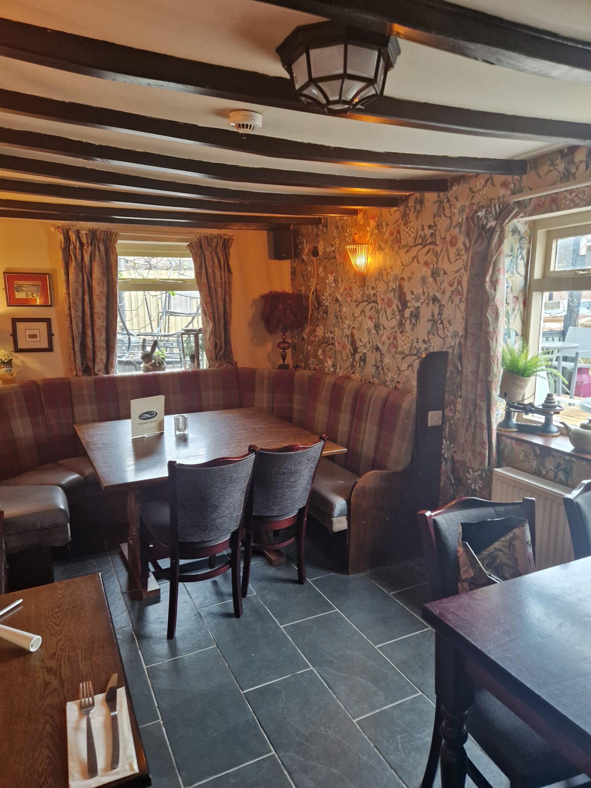 white bear epworth Epworth countryside pub